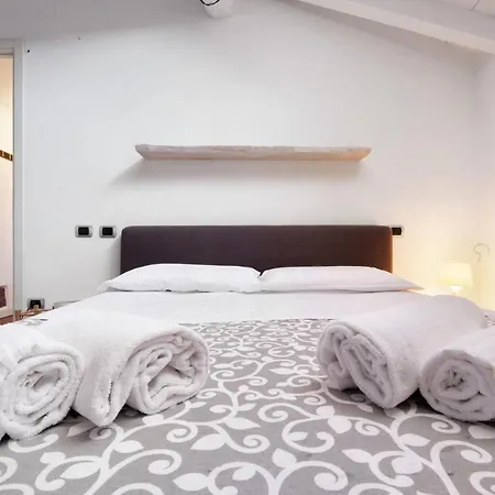 Penthouse In Citta Alta - Daire Bergamo
